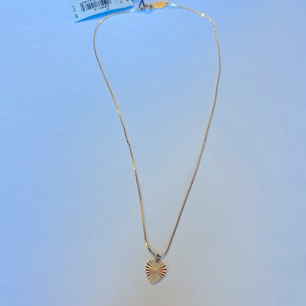 Vintage Napier 18 in gold tone chain with gold tone heart charm.  NWT vintage
